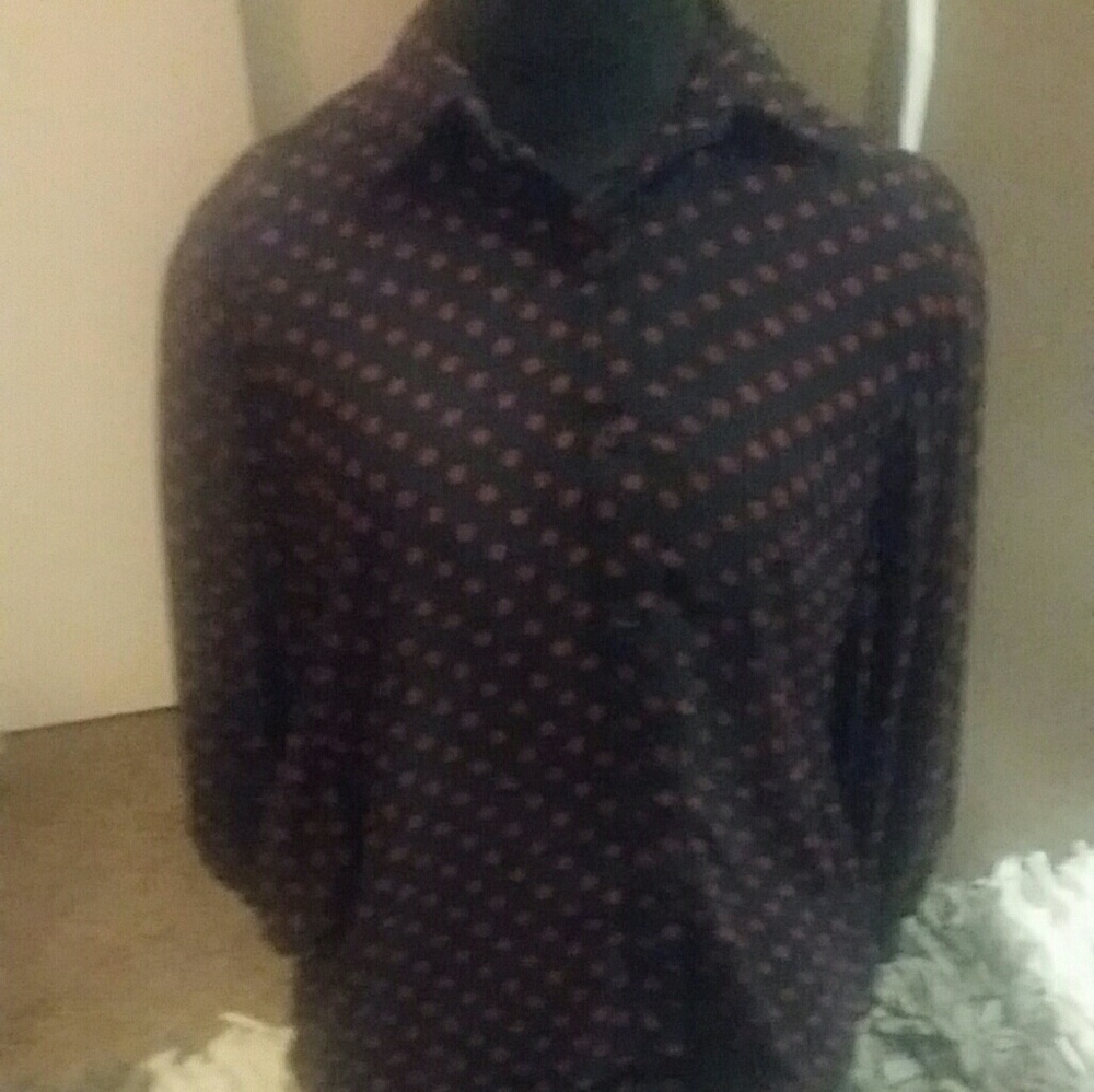 3/$20 Ladies San's  Souci  blouse